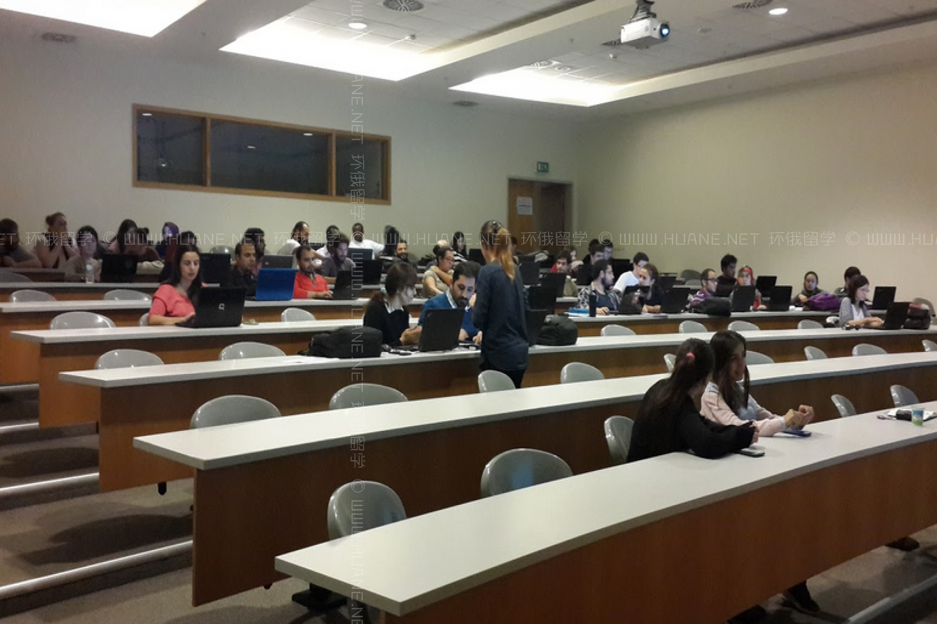 薩班克大學