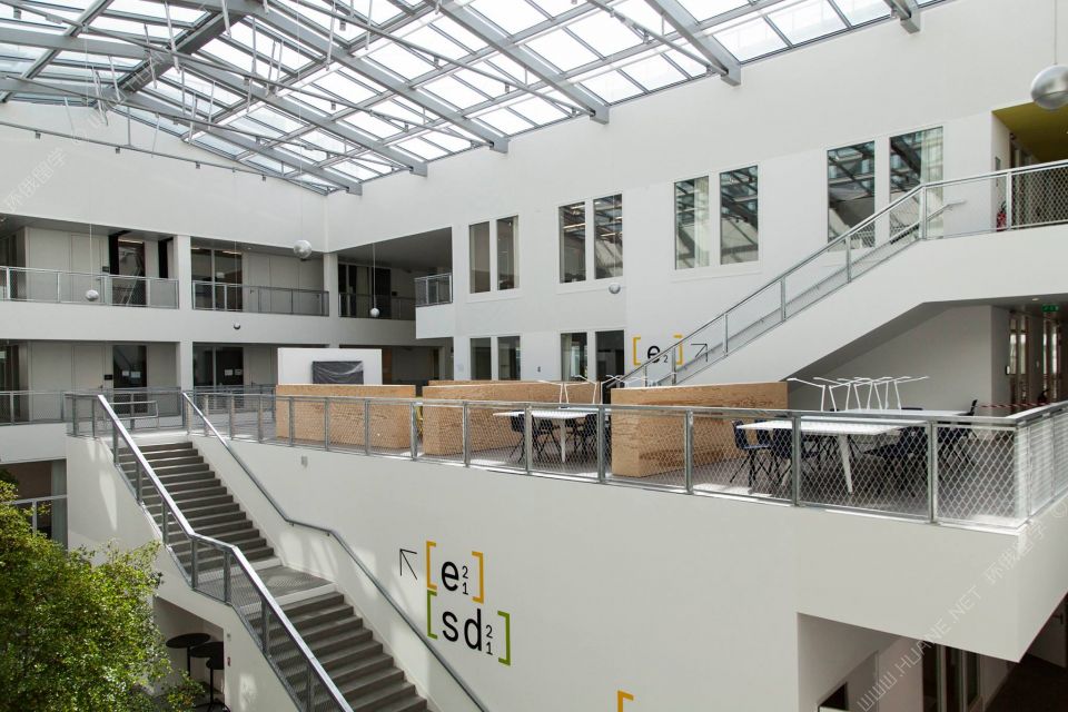 中央理工高等電力學院